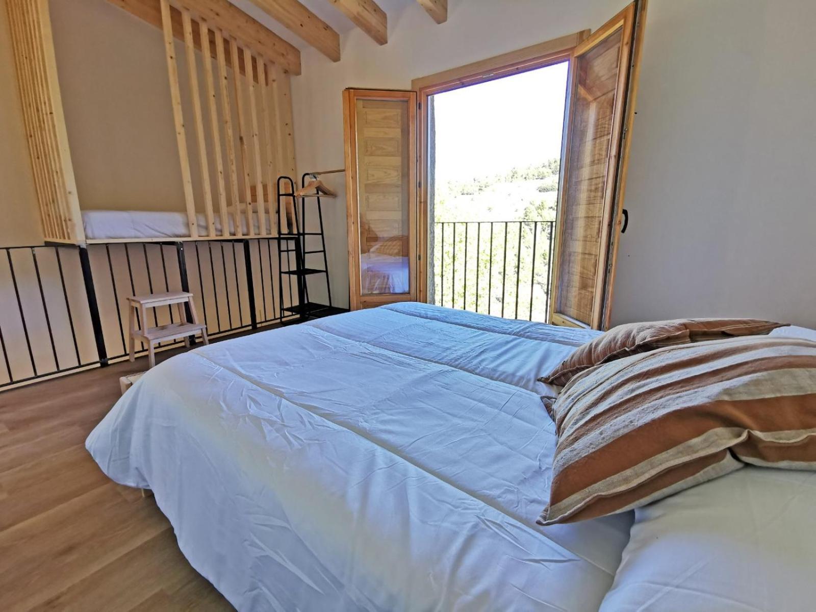 Cara Norte , Casa Rural-Castillo De Villamalefa ภายนอก รูปภาพ